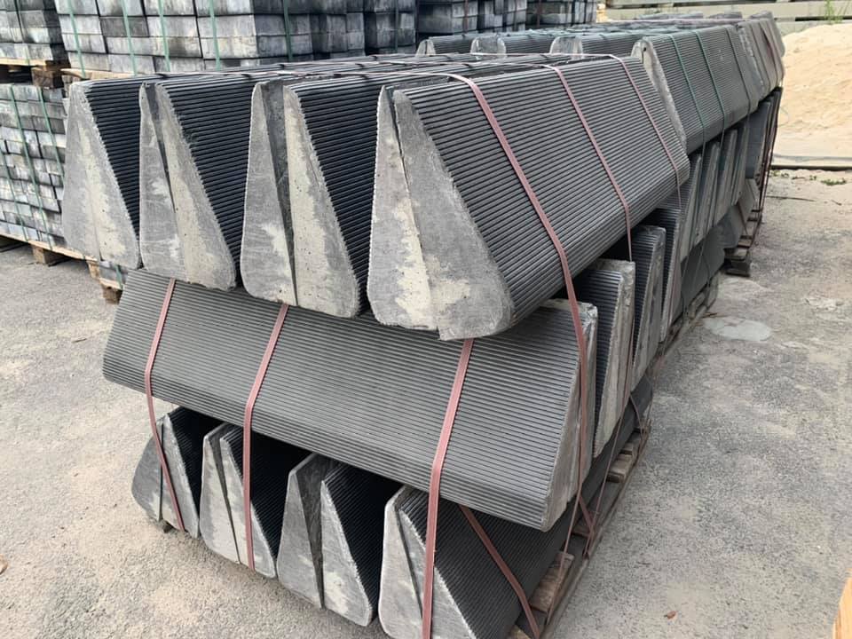 bó vỉa giả đá