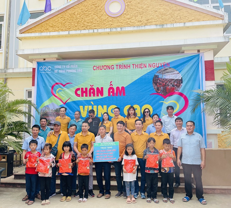 CHUYẾN THIỆN NGUYỆN CHĂN ẤM VÙNG CAO NĂM 2022